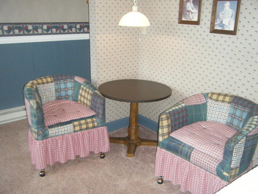 Boardwalk Inn St. Ignace Zimmer foto